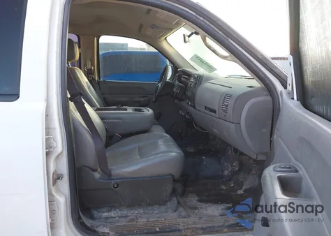 2008 Chevrolet Silverado 2500Hd Work Truck из США, поврежденный, VIN 1GCHK23KX8F215724